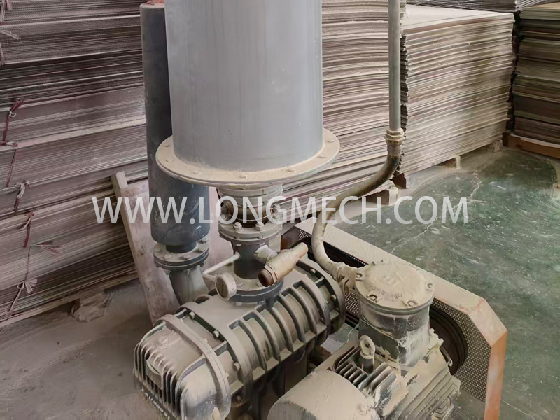 Vacuum in Bentonite Production